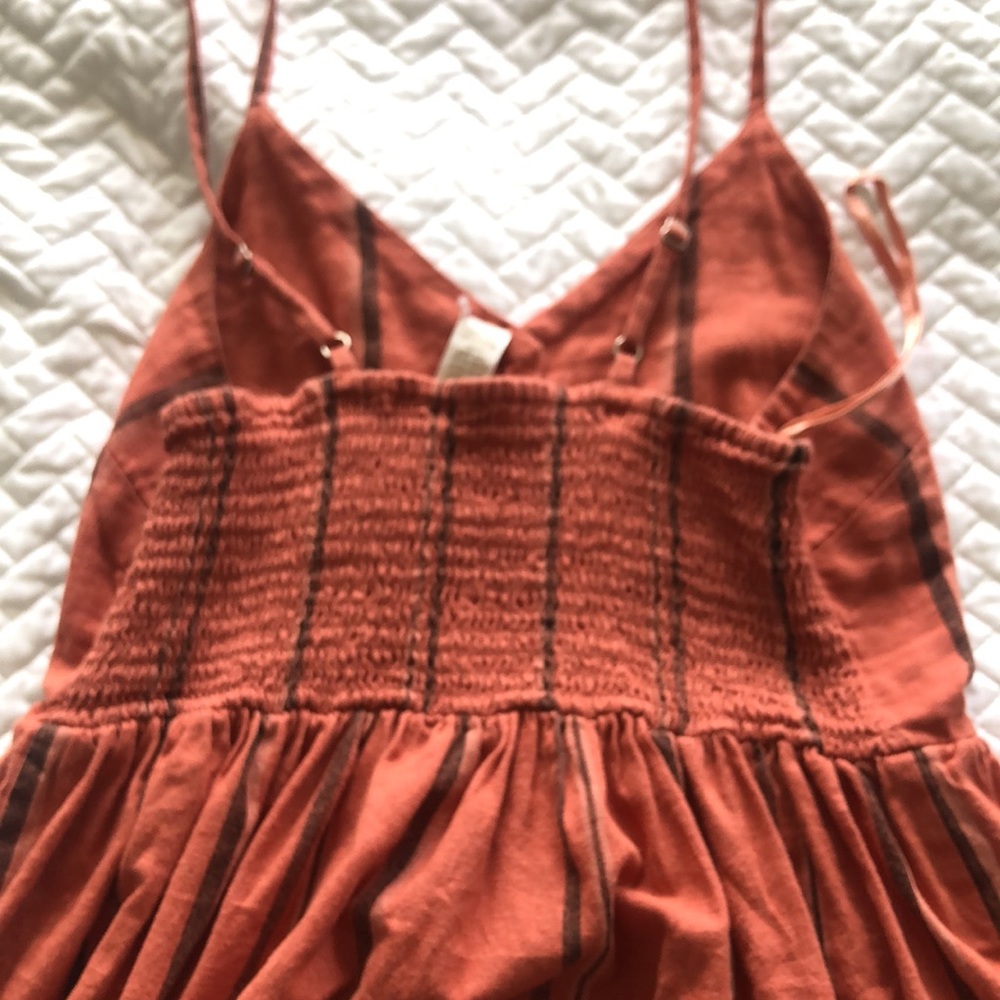 Dress - Picture 3 of 4